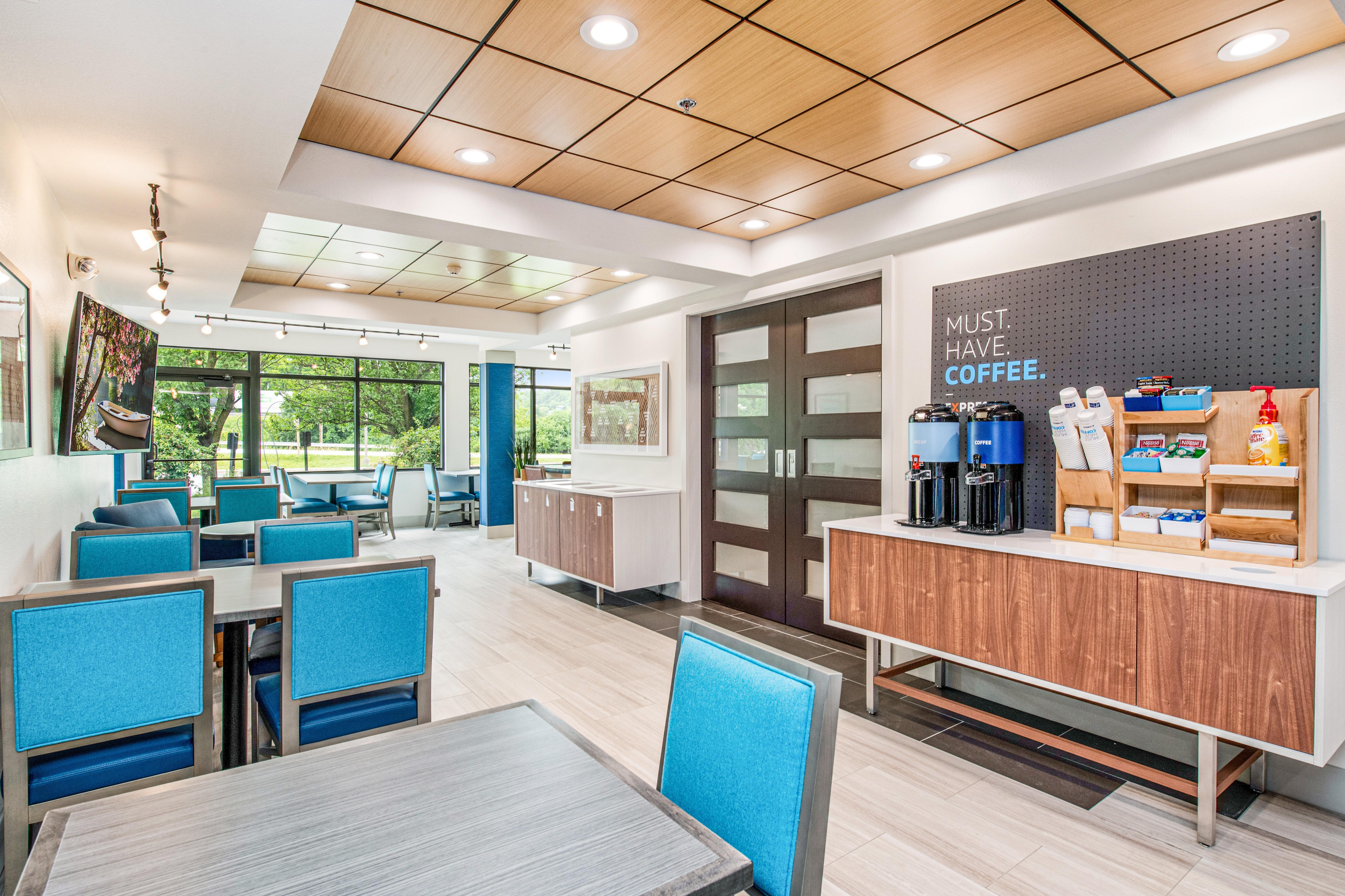 Holiday Inn Express - Delafield By Ihg Exterior foto